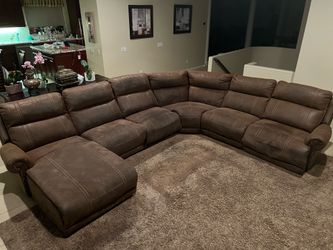 Free - 6 Piece Sectional Sofa