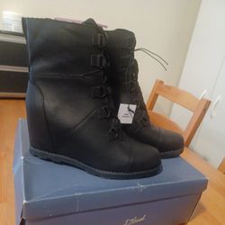 Universal Thread Waterproof Wedge Lace Up Booties Women's Size 9.5 