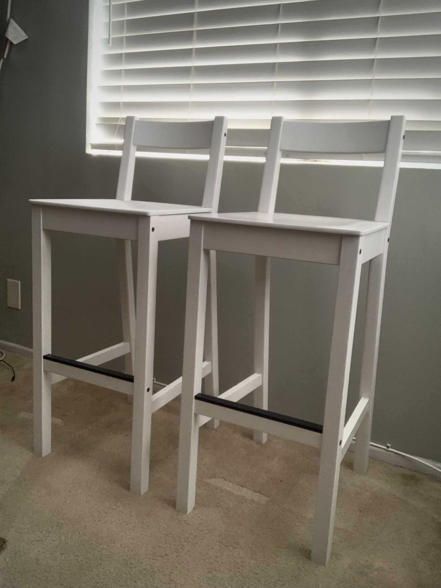 2 Bar Stool/Island Chairs