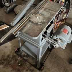 Rockwell Table Saw