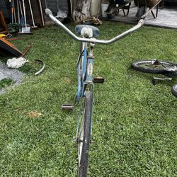 Woman’s Schwinn Bike Vintage