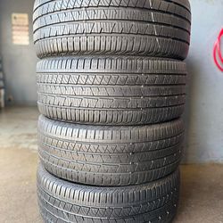 255/45/20. Continental