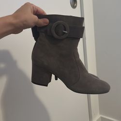 Cream Ankle Boots – Modern Square Toe