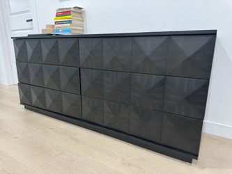 Black Modern 6-Drawer Dresser