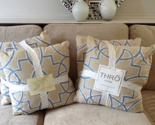 Four linen and blue pillows brand new