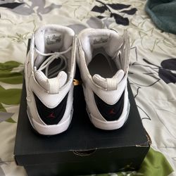 Jordan True Flights