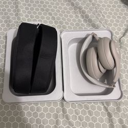 Beats Studio Pro Headphones