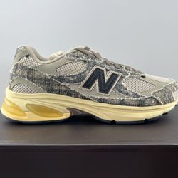 New Balance 2010 Joe Freshgoods Bag Lady - Size 10