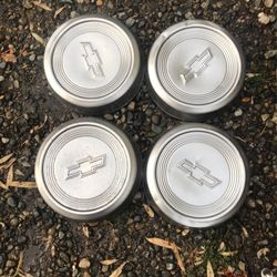 Chevy Truck Dog Dish