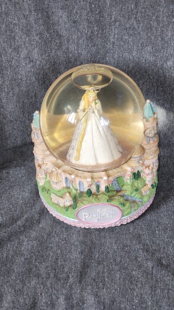 Barbie Rapunzel Snow Globe
