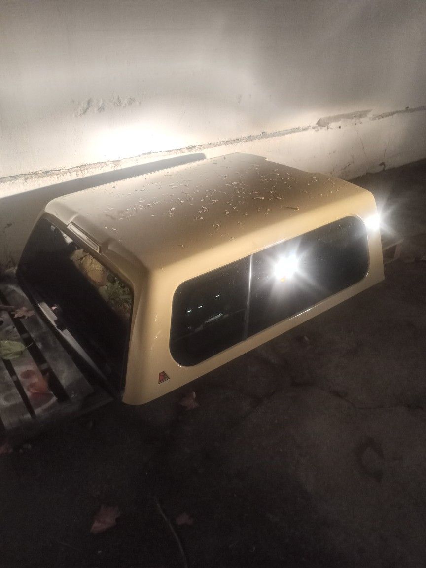 2016 To 2022 Toyota Tacoma Leer Shortbed Topper