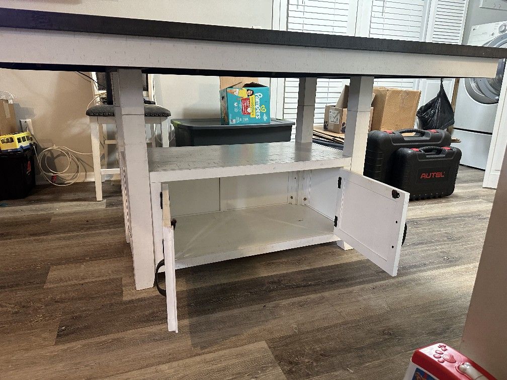 Kitchen Table