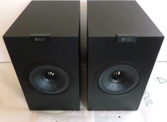 KEF Q150 - bookshelf speakers pair - Brand New