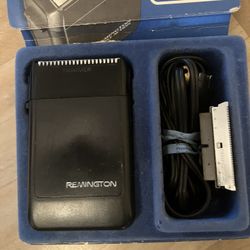 Remington Triple Action Electric Razor PM-750