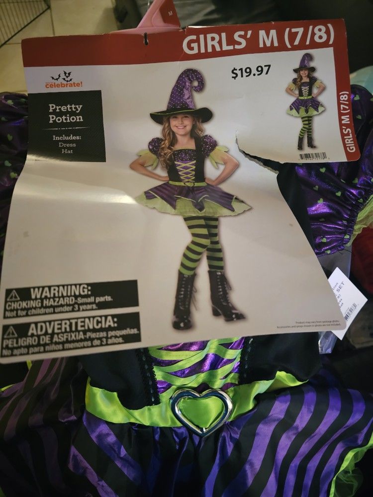 Girls Halloween Costume Never Used