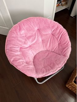 Idea Nuova Pink Faux Fur Saucer Chair
