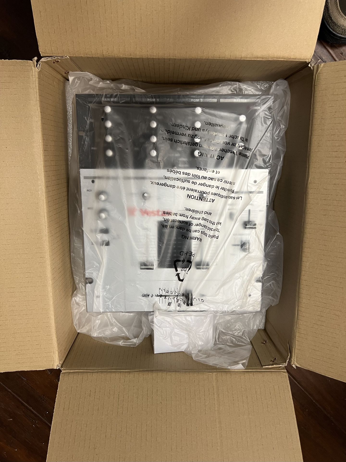 Brand New Vestax PMC-05 Pro iii VCA Dj Mixer