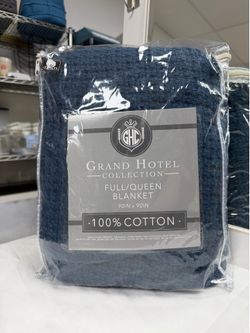 Grand Hotel collection full/queen blanket 100% cotton brand new