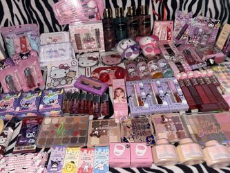 Hello kitty Sanrio bundle