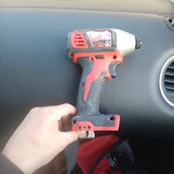 M18v Impact Driver