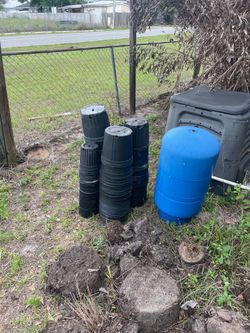 Planter pots