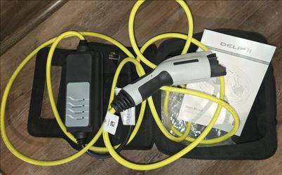 Delphi Portable EV Charger with Carry Case