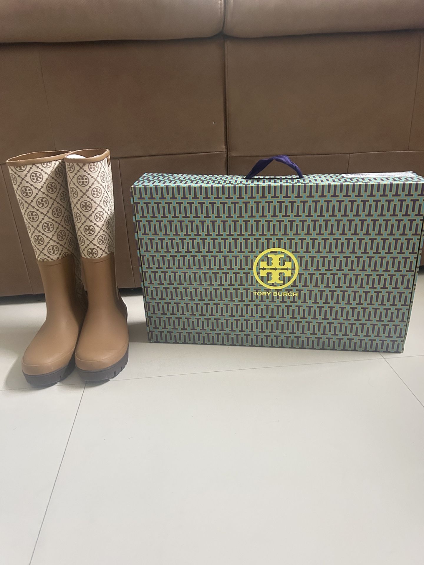 Tory Burch T Monogram Hurricane Tall Rain Boots Size 8 Hazel Brown NIB