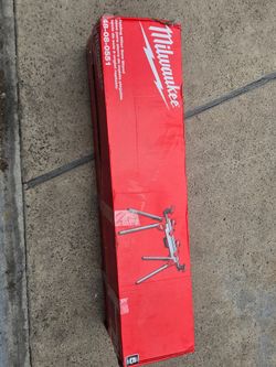 Milwaukee folding miter saw stand