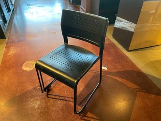 STEELCASE Set of 2 Stackable Backliner Chairs