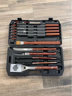 BBQ Grilling Tool Set with Carrying Case – 18 Piece Stainless Steel Grill Accessories