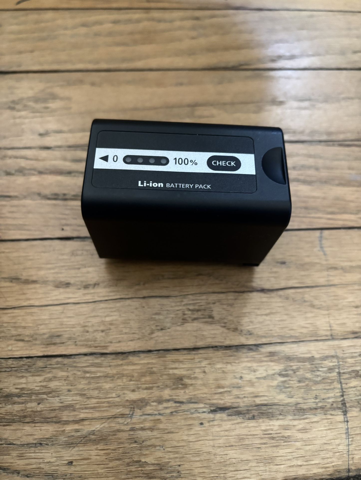 Original Panasonic AG VBR59 Battery Good Condition, For Ag ux180 Hc x2