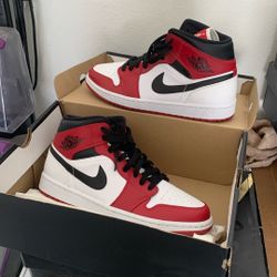 air jordan 1 mid 