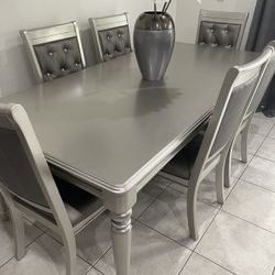 Table With 6 Chairs