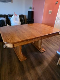 Solid oak dining set, 9pcs. 6 chairs, table and 2 leaf inserts