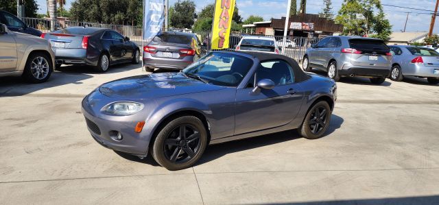 2006 MAZDA MX-5 Miata