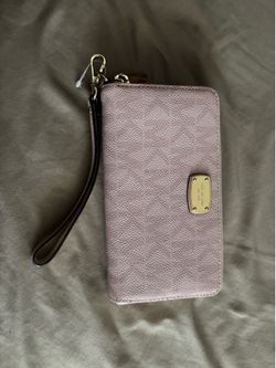 Michael Kors Wristlet