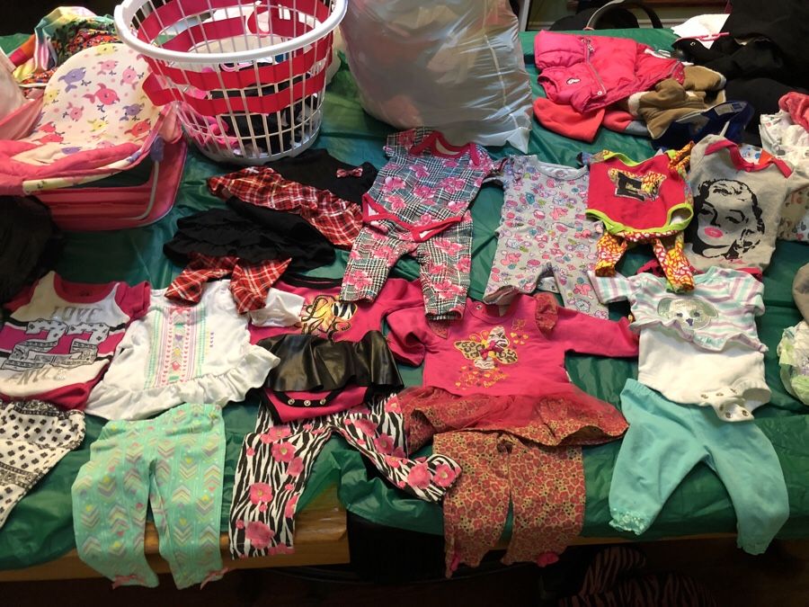Baby girl lot 0/6