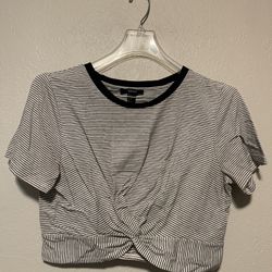 Forever 21, Women’s Black & White Striped Stretchy Crop Top, Size L