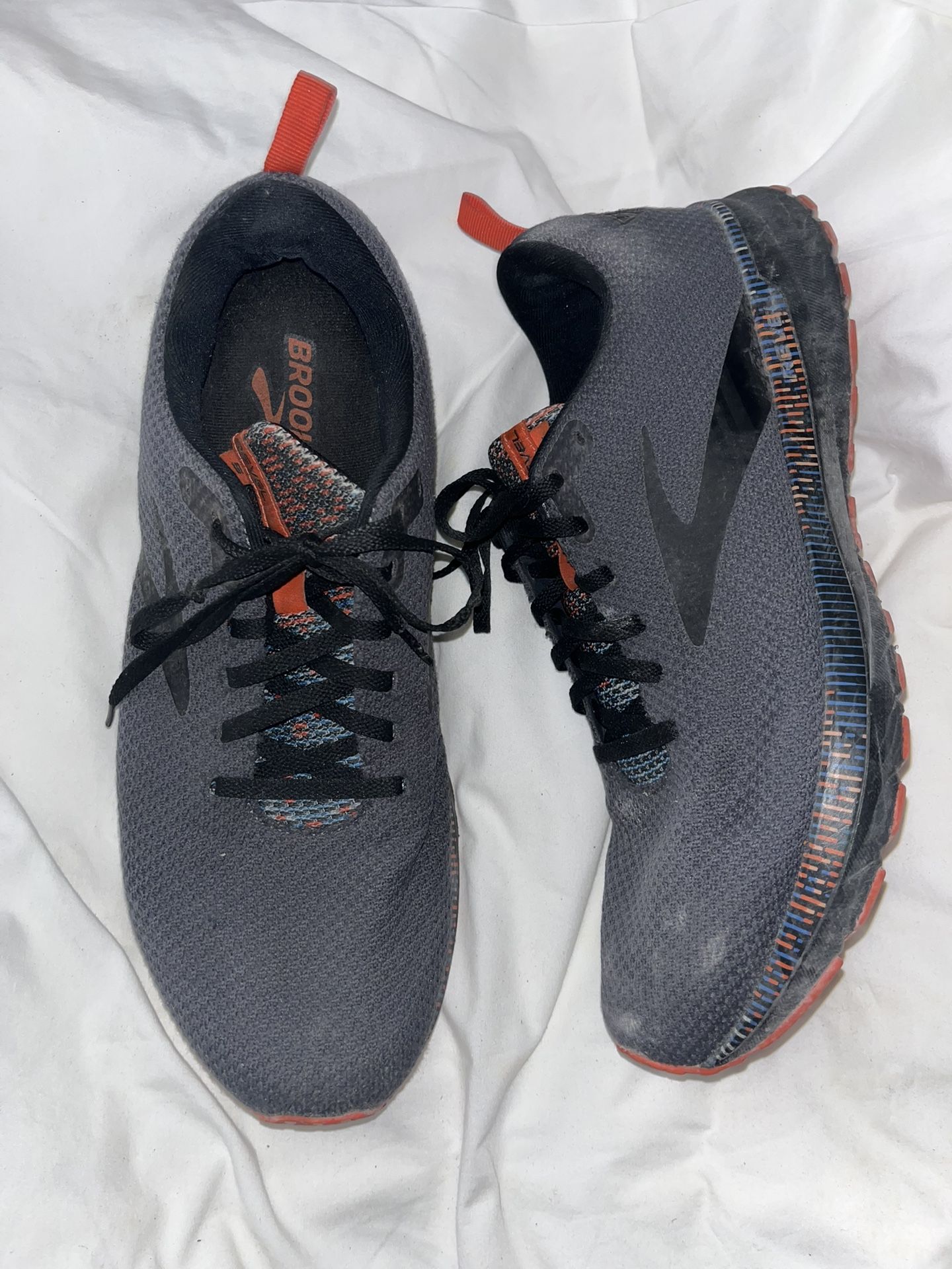 Brook’s Men’s Revel 5 Size 12.5