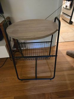 Side table (record player table/plant table, magazine stand)