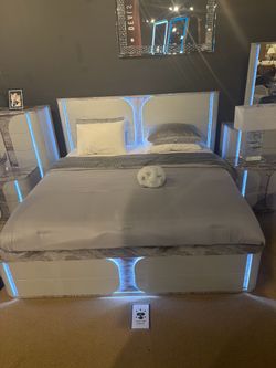 Beds / bedroom furniture/ same day delivery 🚚