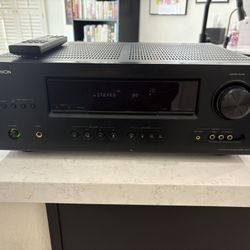 Denon AVR-1312 5.1 Channel Home Theater Receiver w/ Remote & Box – Excellent Condition