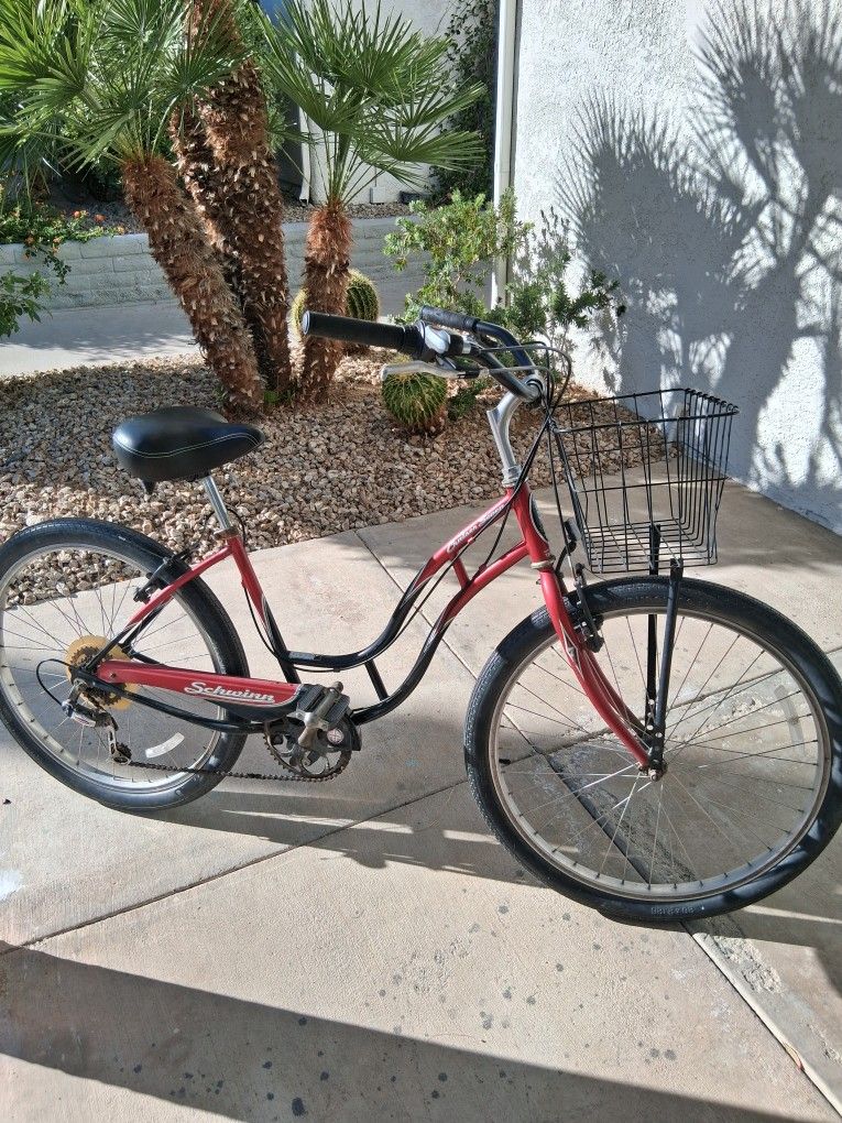Classic Schwinn 7-speed Cruiser