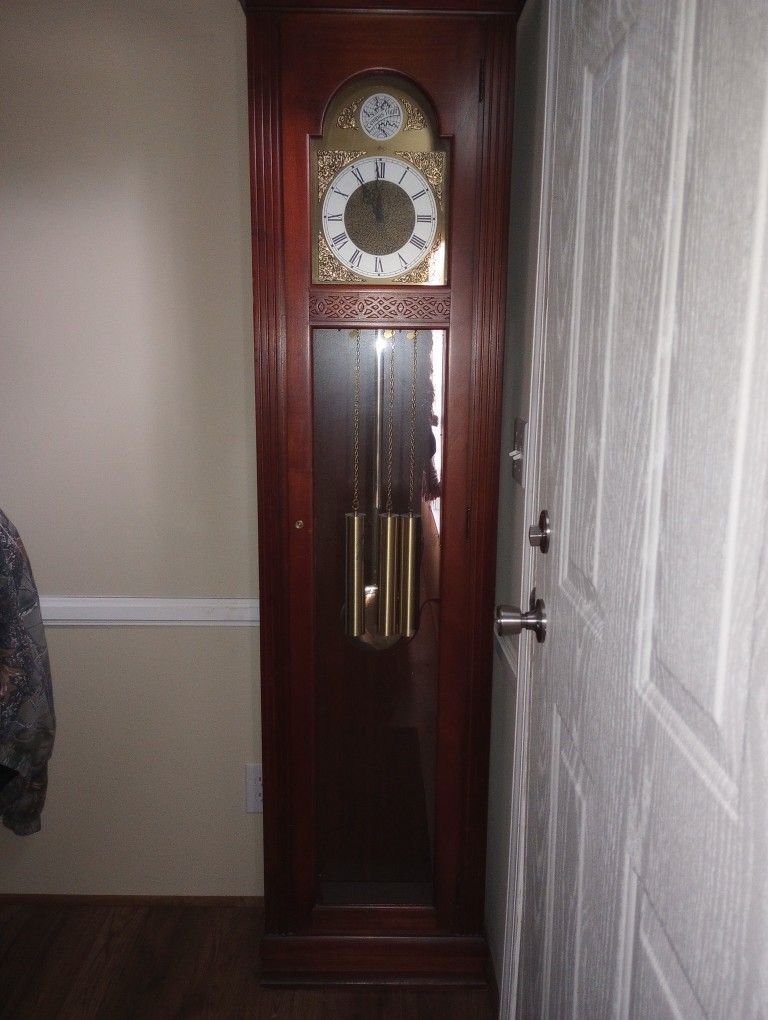 Grandfather Clock 