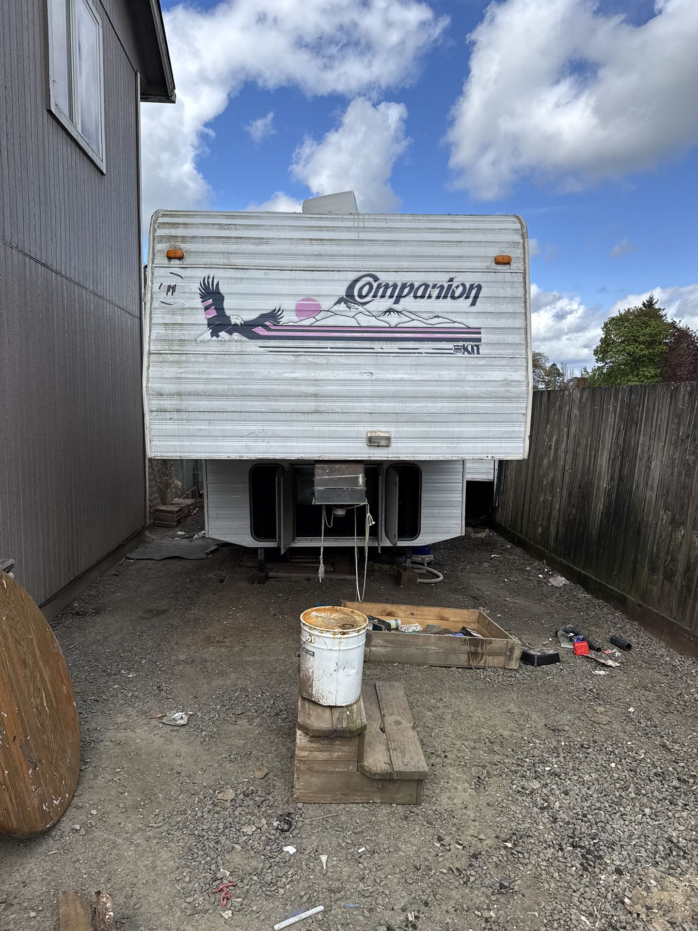 FREE RV/5th Wheel