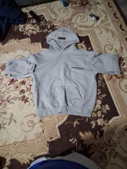 Essential hoodie
