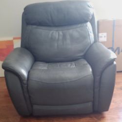 Recliner Chair