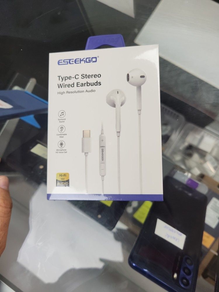 Type C stero Headphone Or Wire Earbuds