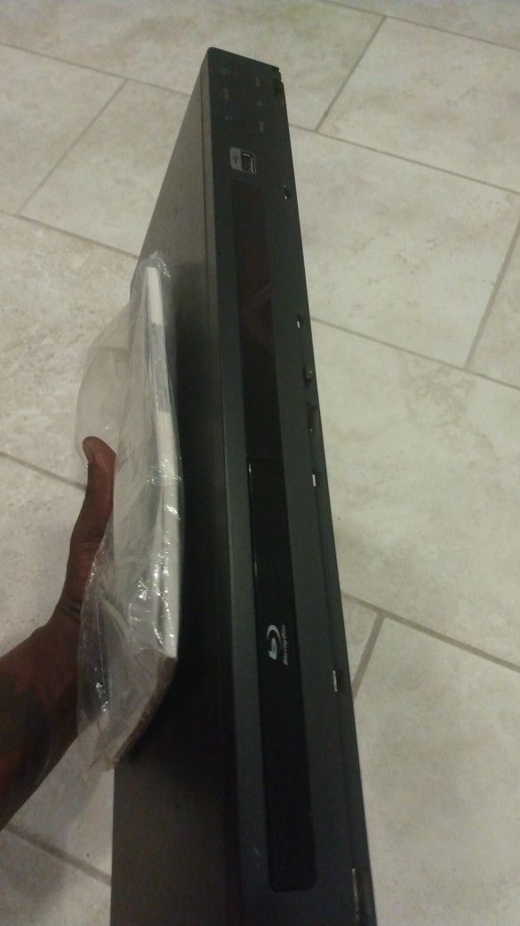 Blu-Ray Disc Player