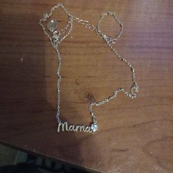 Mama Necklace